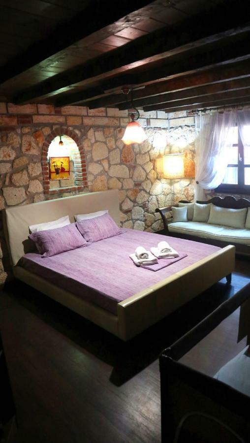 Villa Stone House Andromeda à Psakoudia Extérieur photo