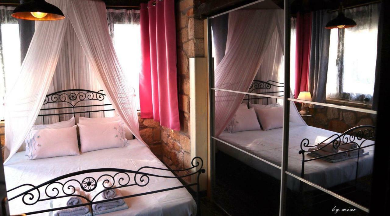 Villa Stone House Andromeda à Psakoudia Extérieur photo