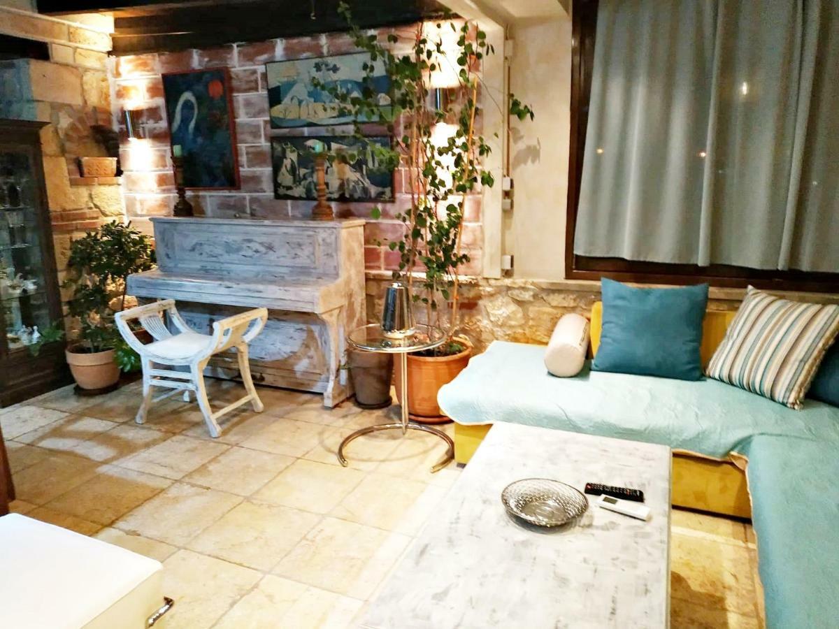 Villa Stone House Andromeda à Psakoudia Extérieur photo